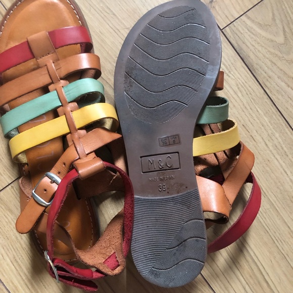 Muse & Cloud sandals from Anthropologie. Never worn. They are a size 39/size 8 - Picture 2 of 3